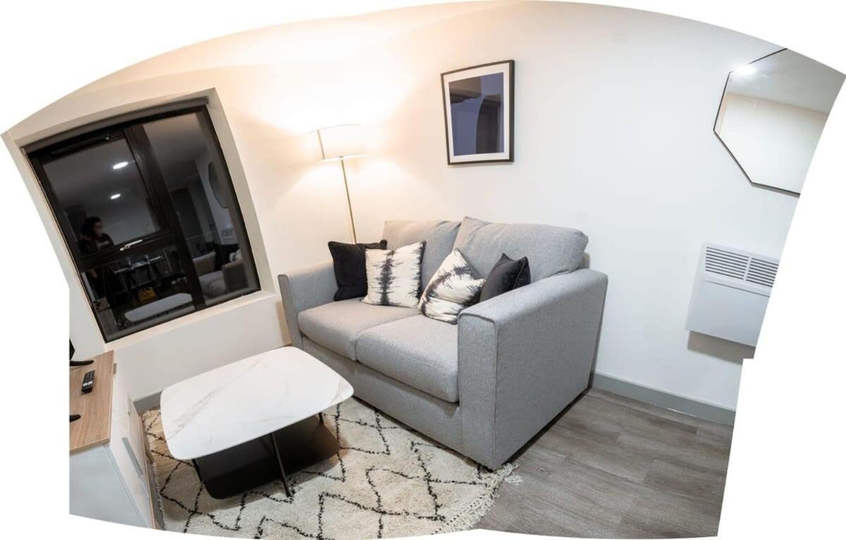 Contemporary 1 Bed Apartment In Central Liverpool Exterior photo