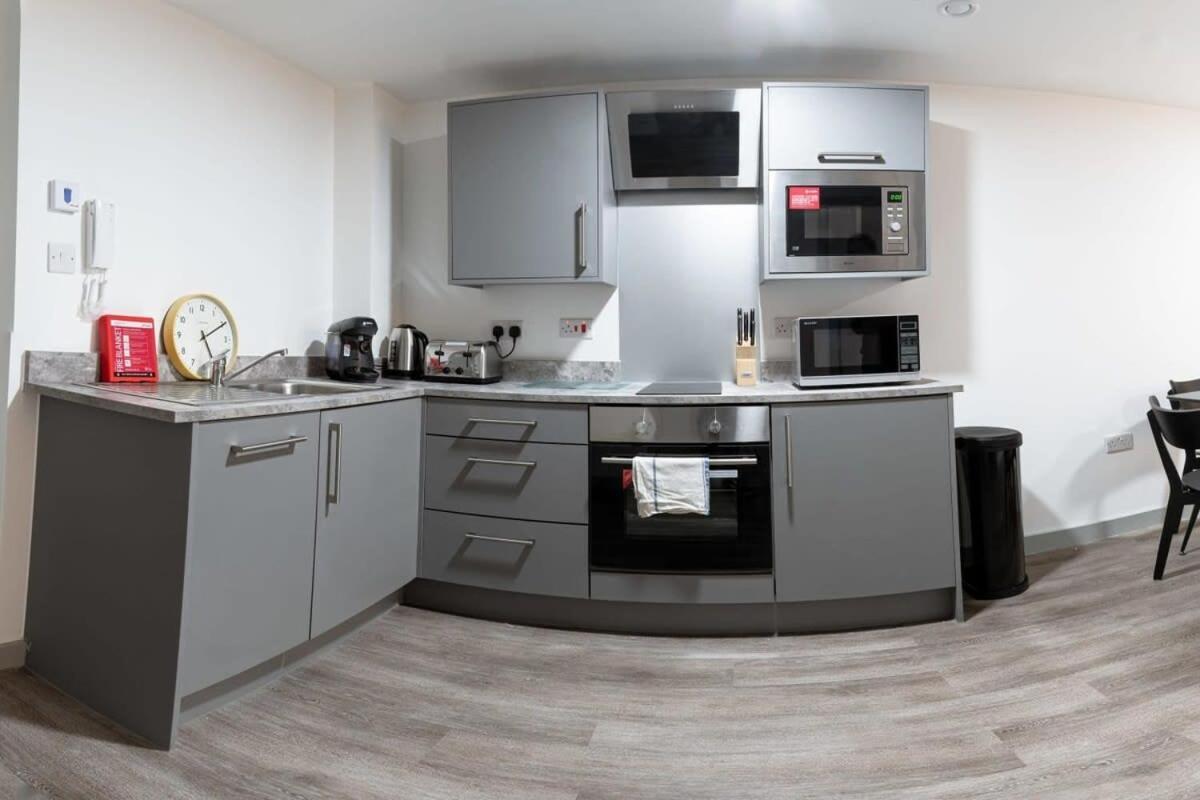 Contemporary 1 Bed Apartment In Central Liverpool Exterior photo